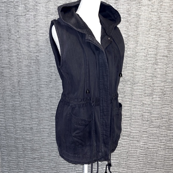 Neutral Zone utility vest size M - Picture 3 of 10